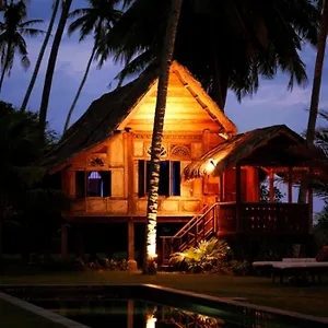Bon Ton Antique Wooden Pantai Cenang (Langkawi)